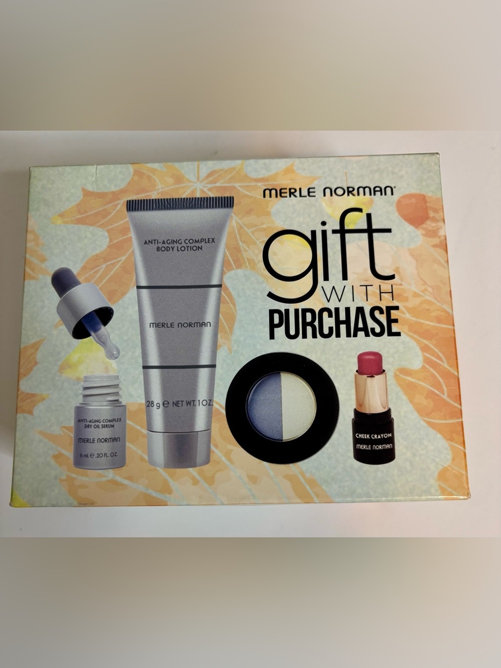 Merle Norman Gift Set Box with 4 items